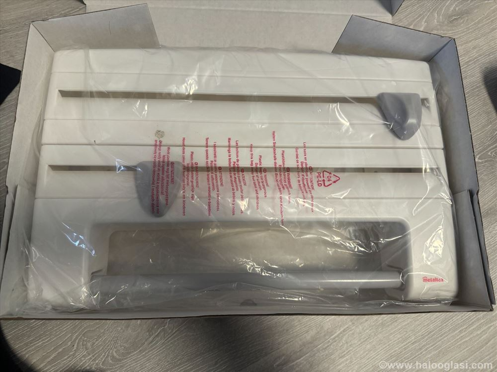 Distributeur de papier d'aluminium